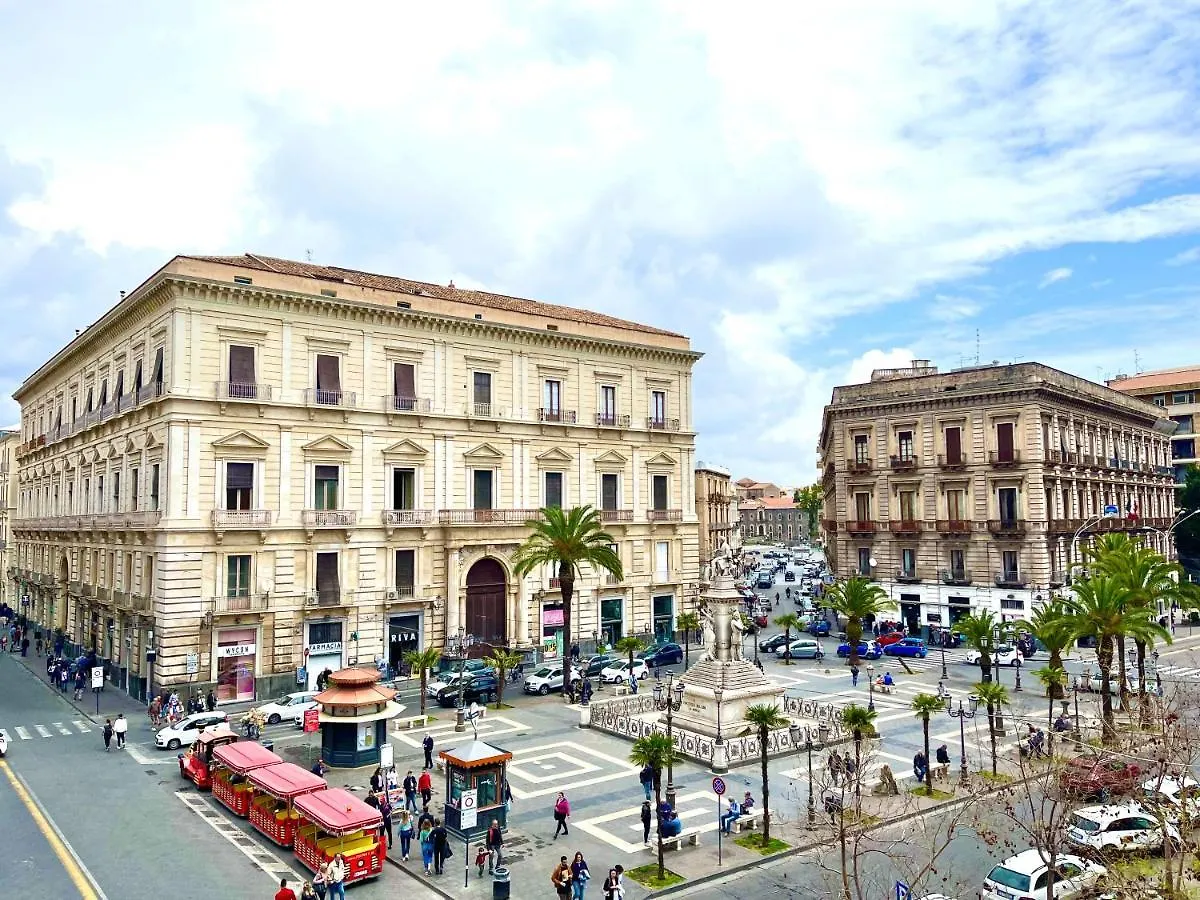 B&B Stesicoro Inhabit - Guesthouse City Center Catane Maison d'hôtes